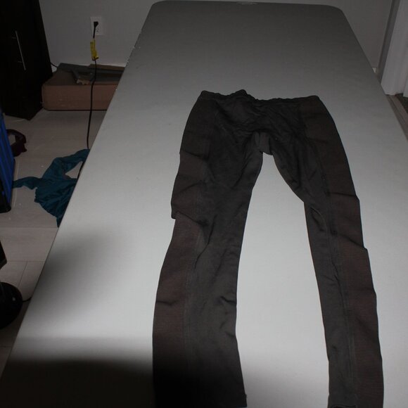 Brown BCBG Maxazria Pants Size Medium - Picture 4 of 4